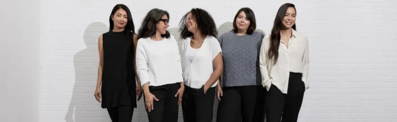 Stylish Eileen Fisher Apparel for Petite Body Types